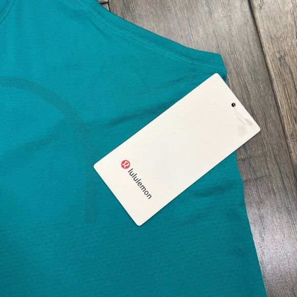 Lululemon NWT Swiftly Tech Racerback Tank Top 2.0 *Waist Length Sonic Teal - Picture 10 of 12
